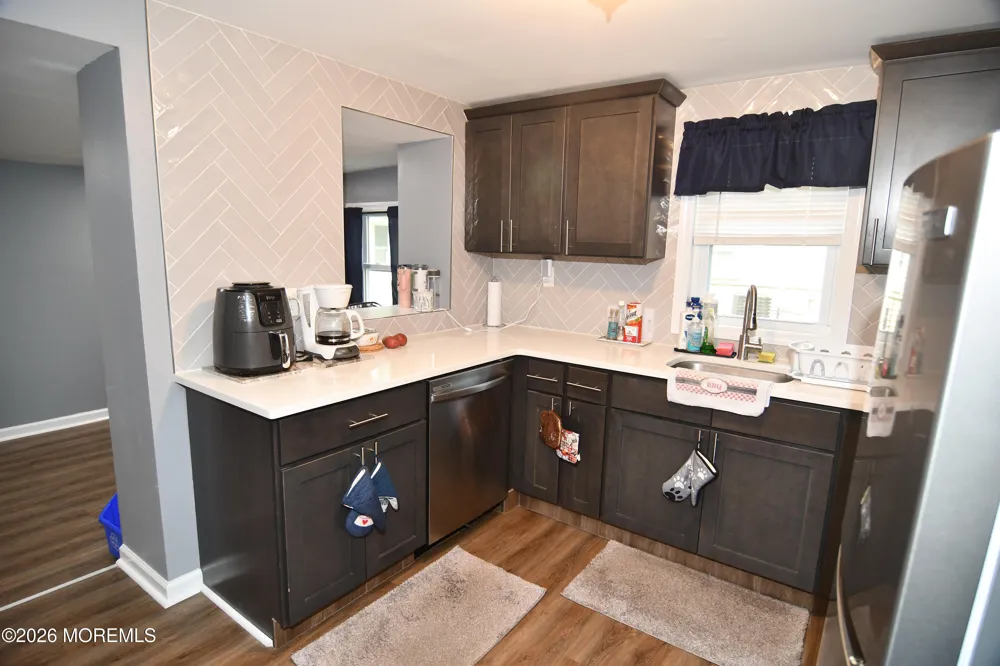 84 Lighthouse Drive Waretown, NJ 08758