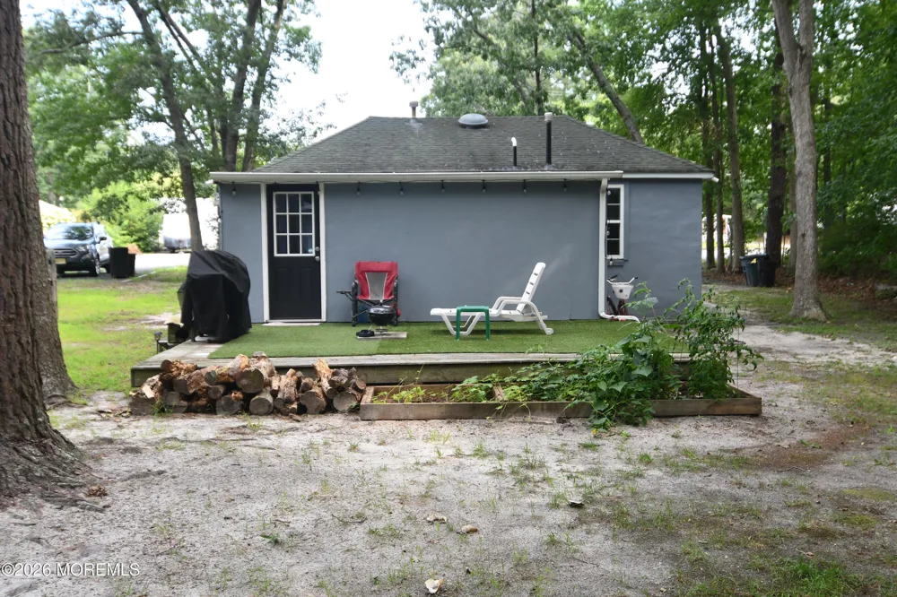 84 Lighthouse Drive Waretown, NJ 08758