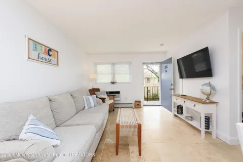 455 Ocean Boulevard #26