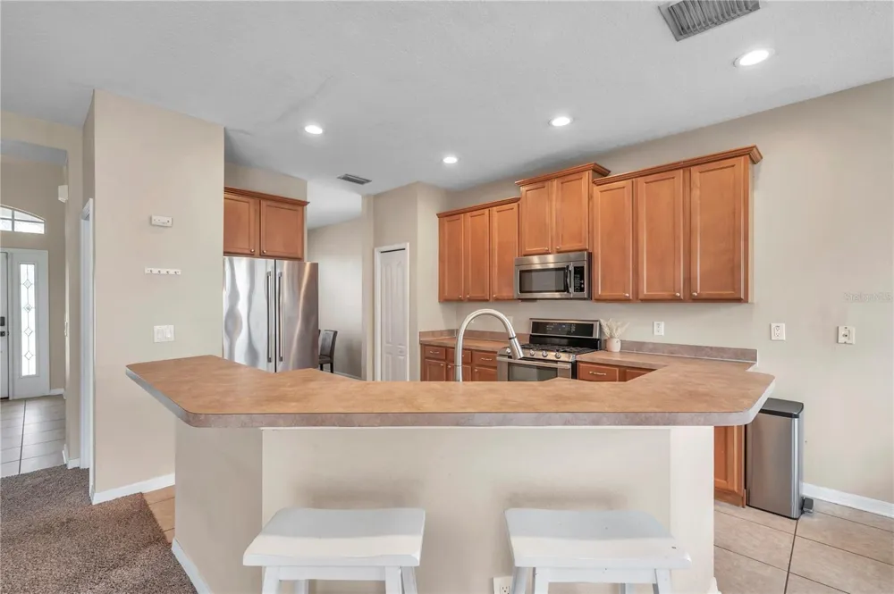 402 HALIFAX BAY COURT Apollo Beach, FL 33572