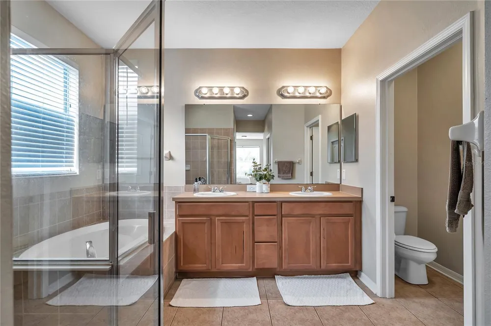 402 HALIFAX BAY COURT Apollo Beach, FL 33572