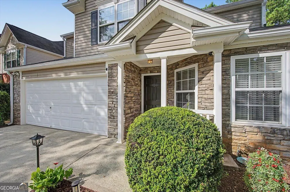 111 Village TRCE Woodstock, GA 30188