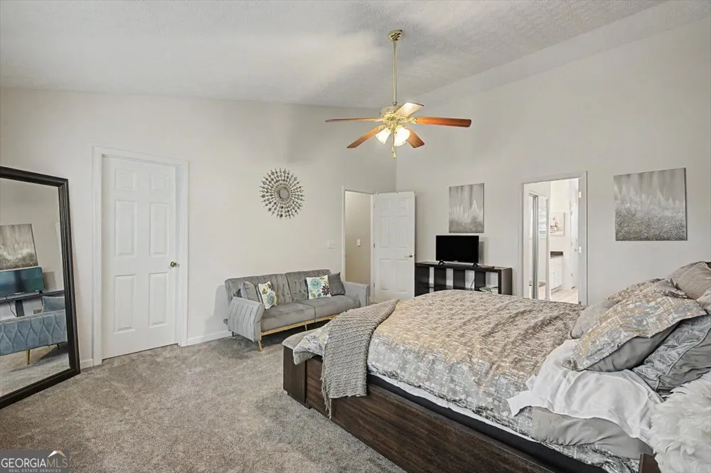 111 Village TRCE Woodstock, GA 30188