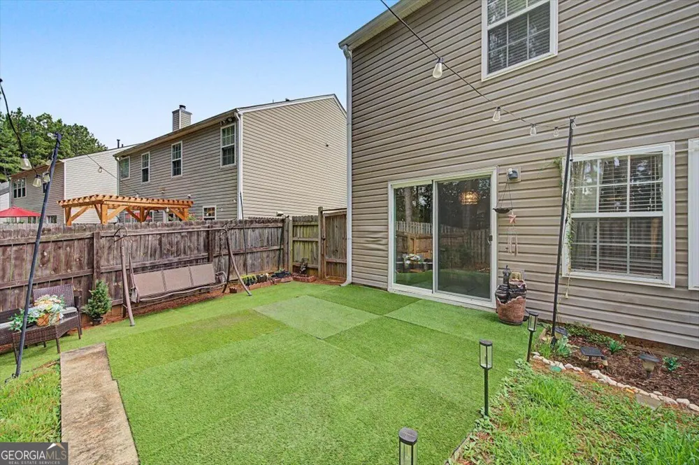 111 Village TRCE Woodstock, GA 30188