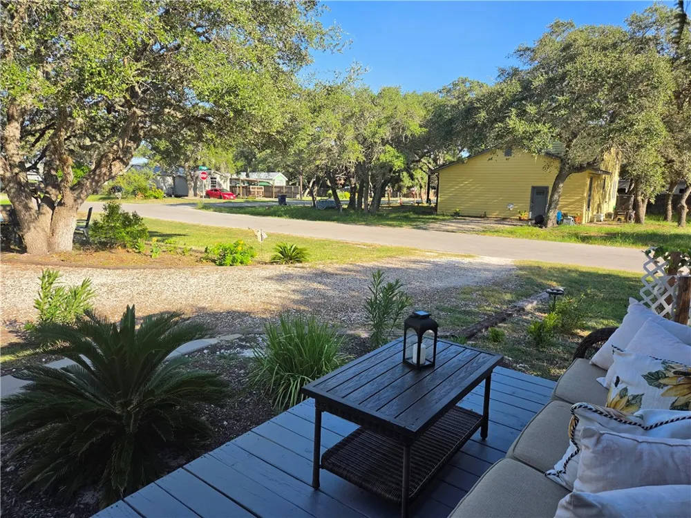 401 11th Street Fulton, TX 78358