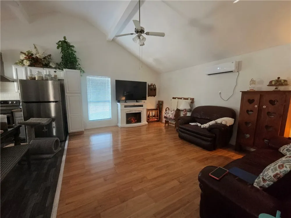 401 11th Street Fulton, TX 78358