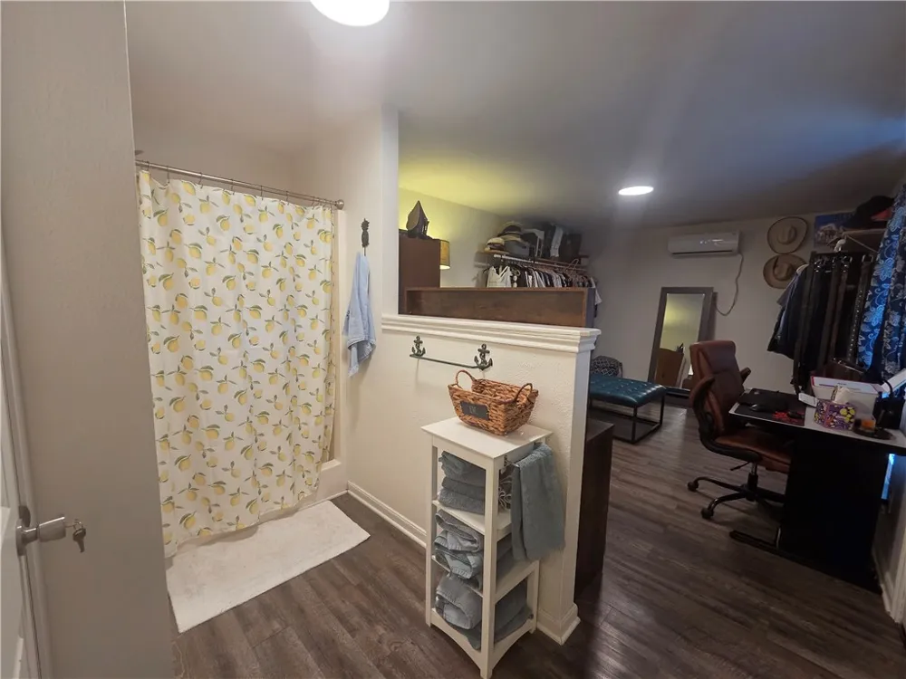 401 11th Street Fulton, TX 78358