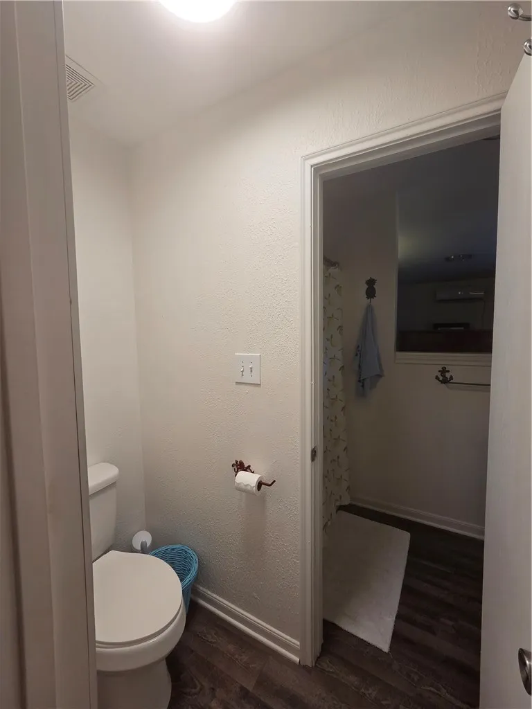 401 11th Street Fulton, TX 78358