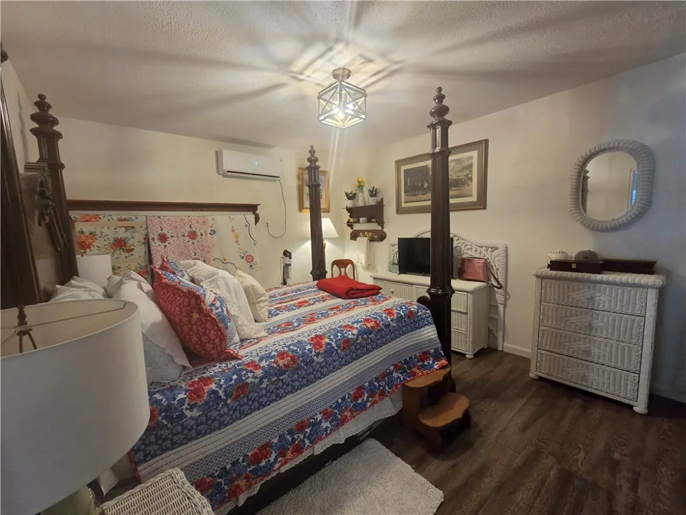 401 11th Street Fulton, TX 78358