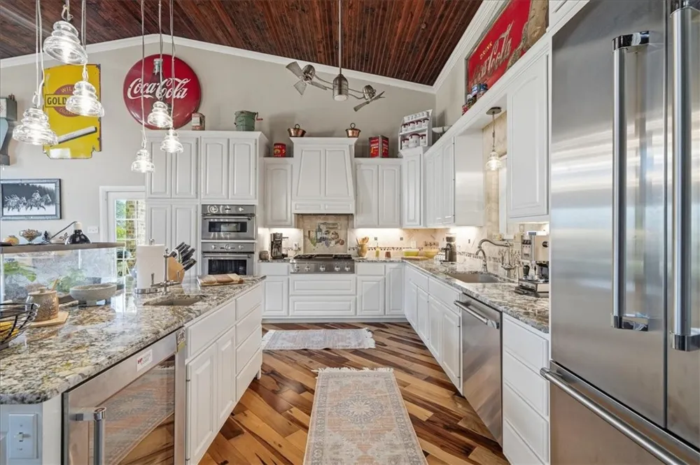 4885 County Road 329 Beeville, TX 78102
