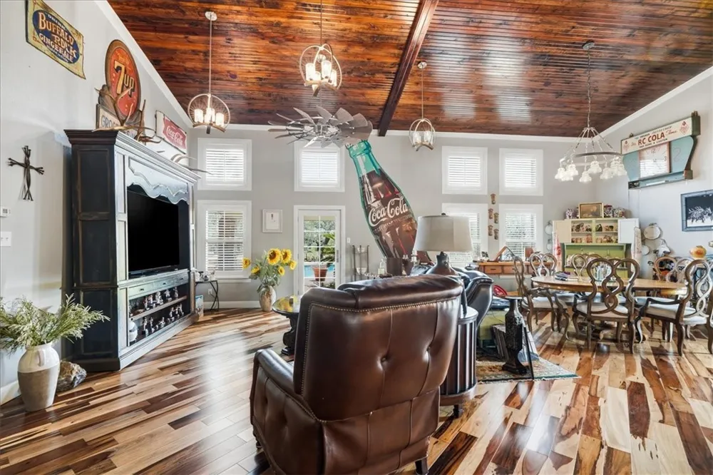 4885 County Road 329 Beeville, TX 78102