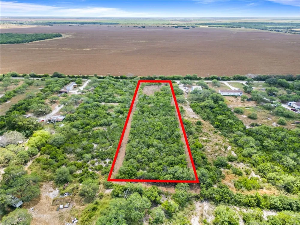 CR 323 Orange Grove, TX 78372