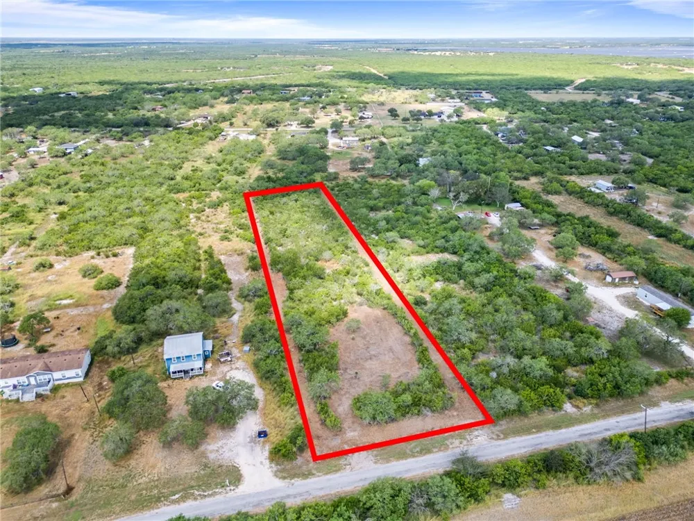 CR 323 Orange Grove, TX 78372