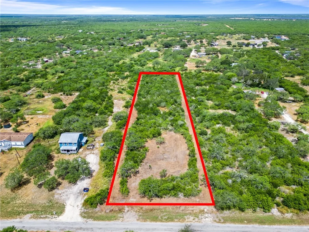 CR 323 Orange Grove, TX 78372
