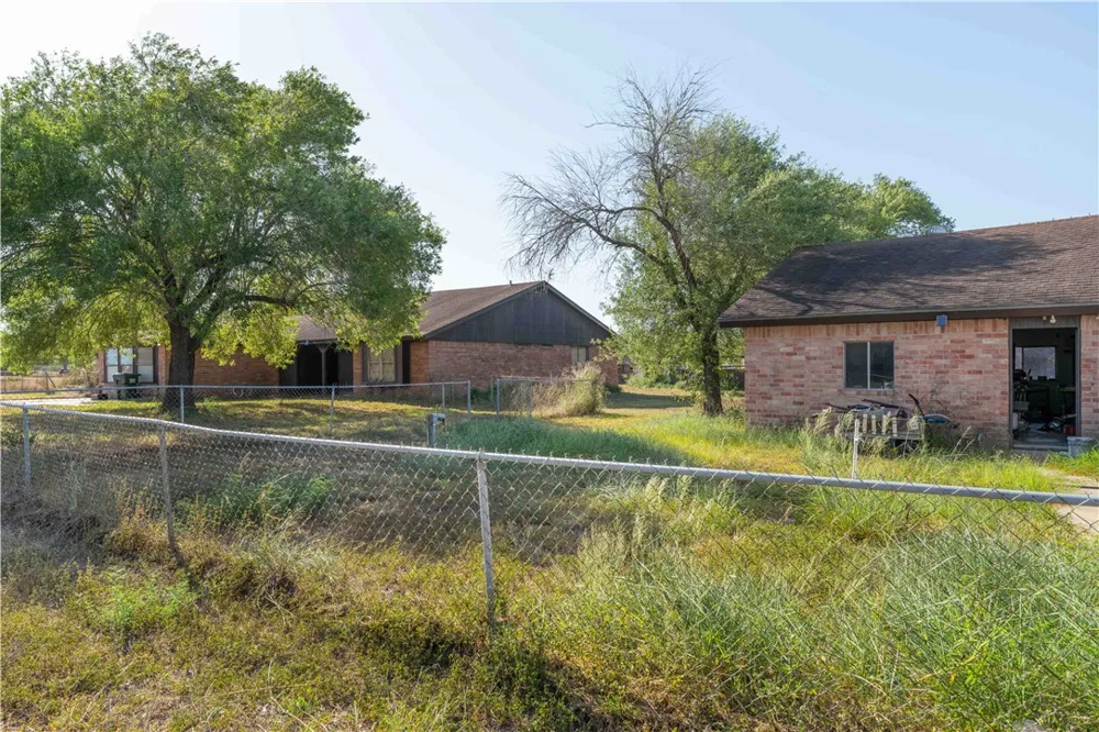 4132 Colony Drive Robstown, TX 78380