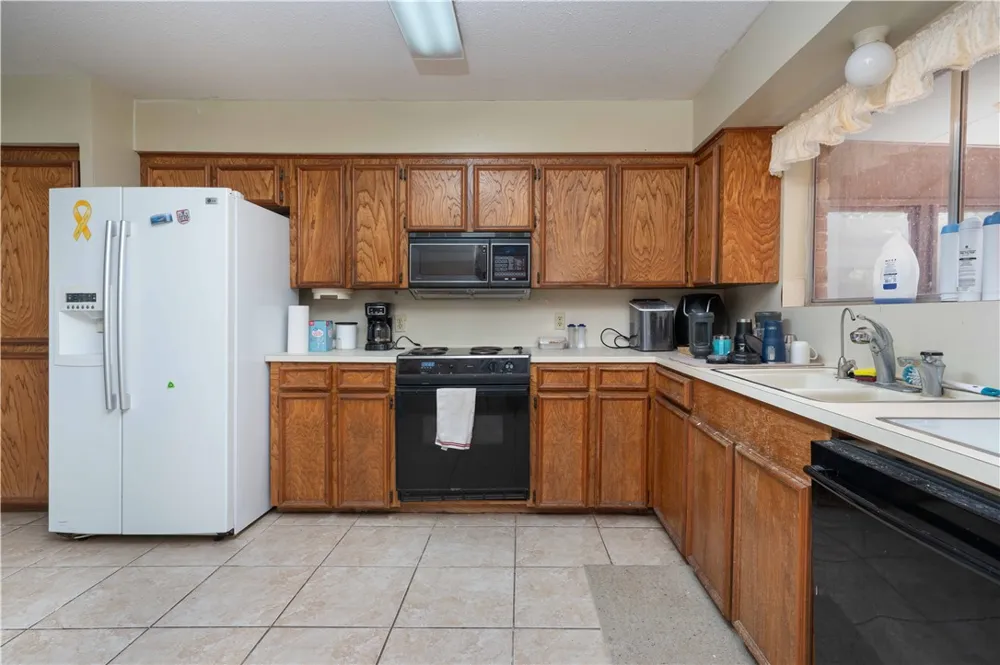 4132 Colony Drive Robstown, TX 78380