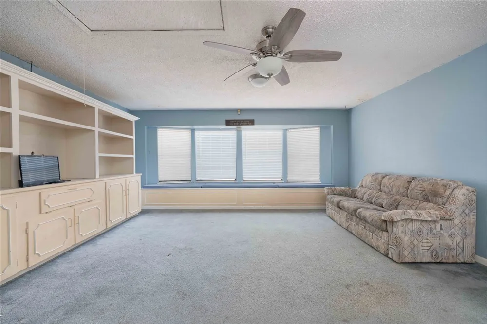 4132 Colony Drive Robstown, TX 78380