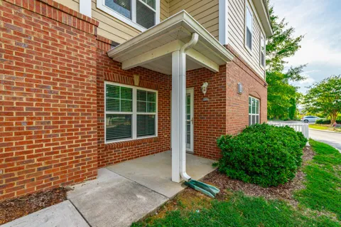 2105 Regency Court