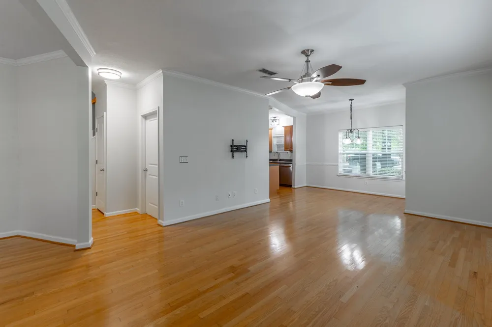 2105 Regency Court Chattanooga, TN 37421