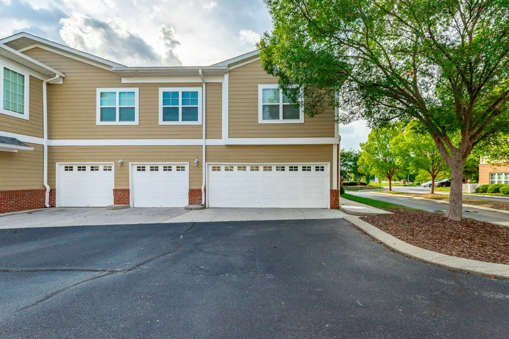 2105 Regency Court Chattanooga, TN 37421