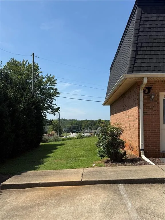 3730 Old Flowery Branch Road Oakwood, GA 30566