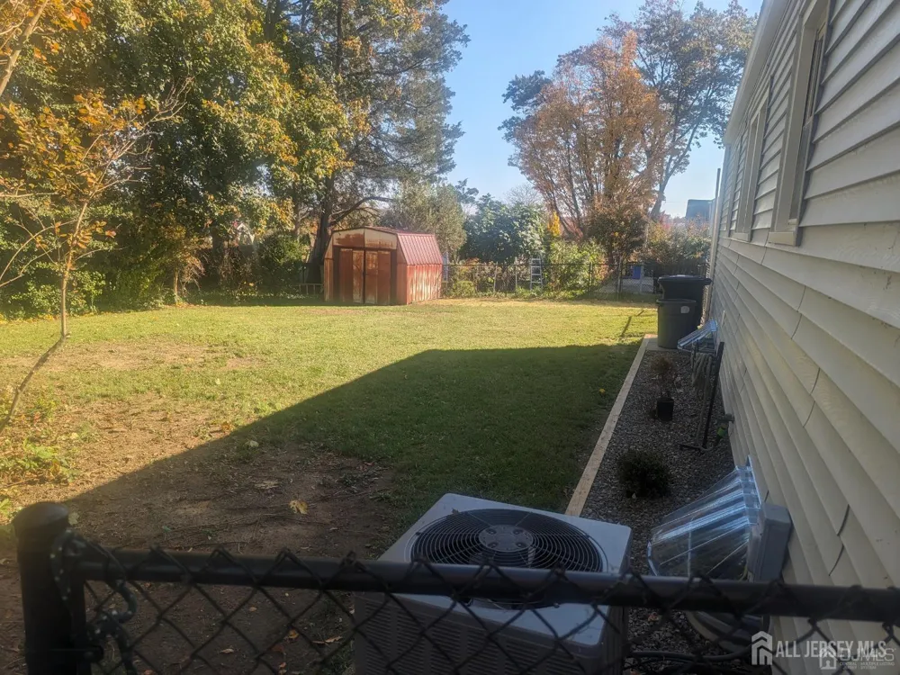 6 Hillside Avenue Jamesburg, NJ 08831