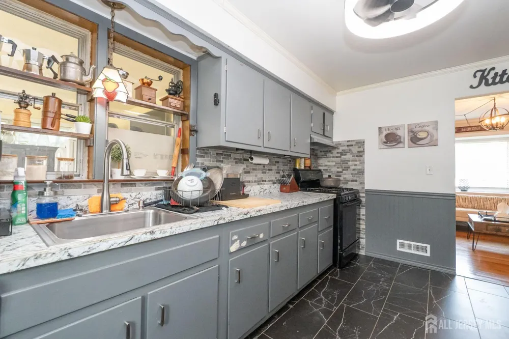 23 C STREET Middlesex, NJ 08846