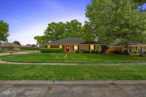 8809 Cromwell Drive