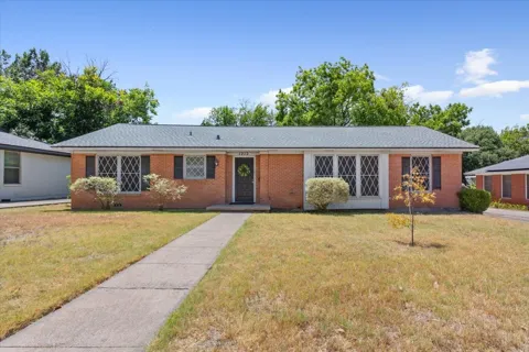 1212 Guthrie Drive