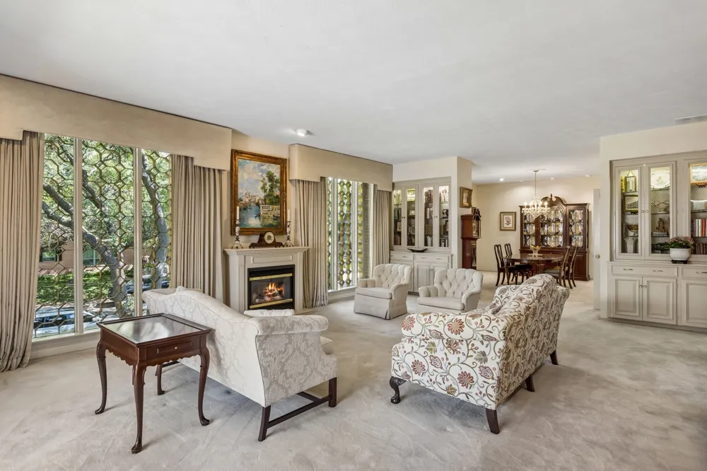 6310 Bandera Avenue #C Dallas, TX 75225