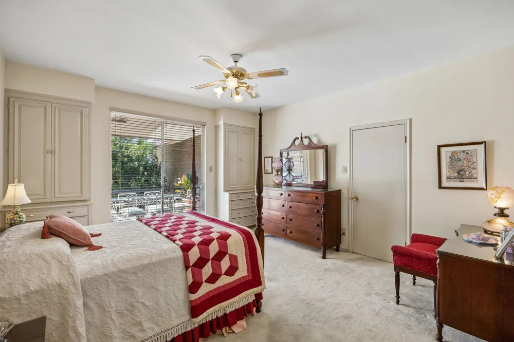 6310 Bandera Avenue #C Dallas, TX 75225