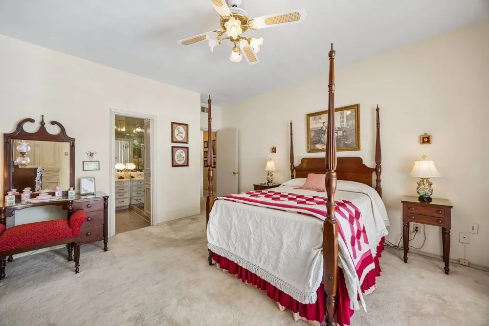 6310 Bandera Avenue #C Dallas, TX 75225