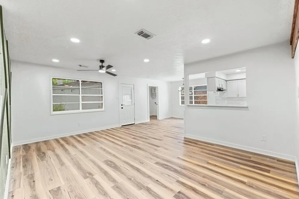 2706 Burke Road Pasadena, TX 77502