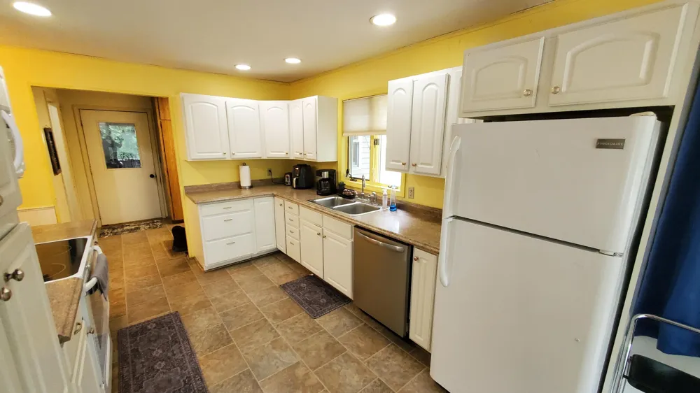 6986 E Meceola Road Evart, MI 49631
