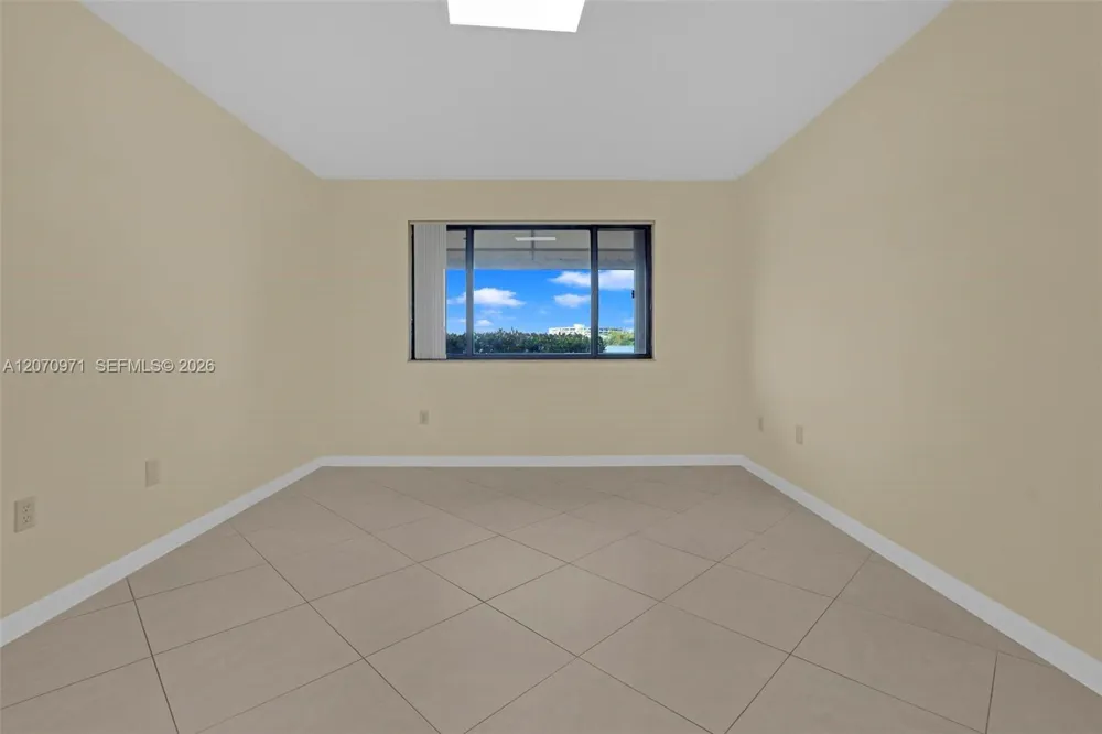 15545 Miami Lakeway N #106 Miami Lakes, FL 33014