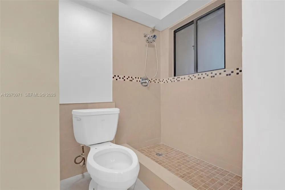 15545 Miami Lakeway N #106 Miami Lakes, FL 33014