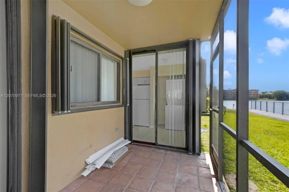 15545 Miami Lakeway N #106 Miami Lakes, FL 33014