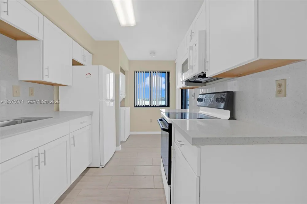 15545 Miami Lakeway N #106 Miami Lakes, FL 33014