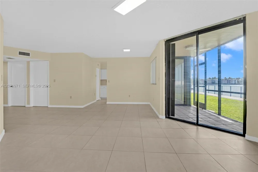 15545 Miami Lakeway N #106 Miami Lakes, FL 33014