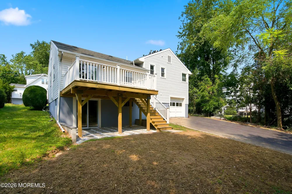 13 Glencourt Avenue Edison, NJ 08837