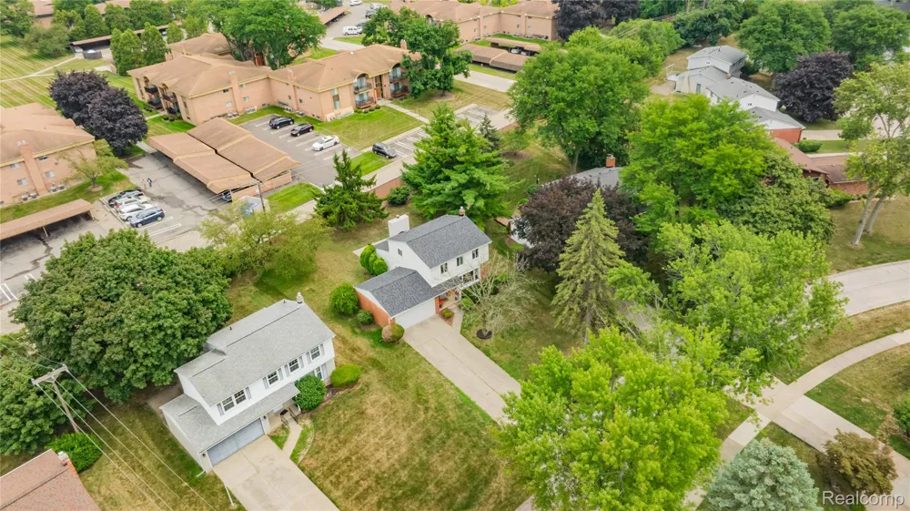 30190 Northgate Drive Southfield City, MI 48076