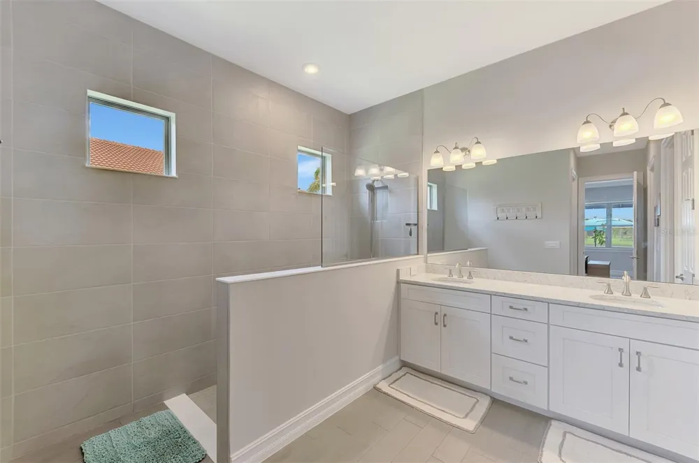 292 VILLORESI BOULEVARD North Venice, FL 34275