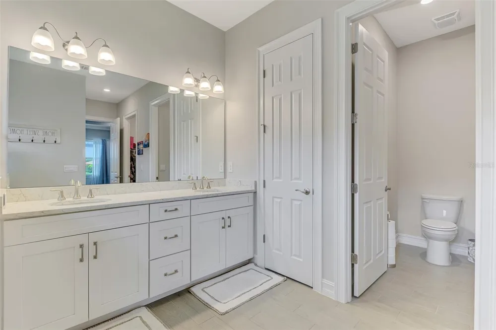 292 VILLORESI BOULEVARD North Venice, FL 34275