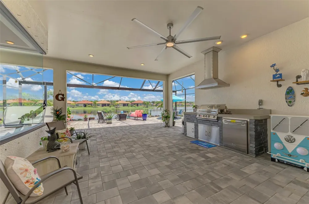 292 VILLORESI BOULEVARD North Venice, FL 34275