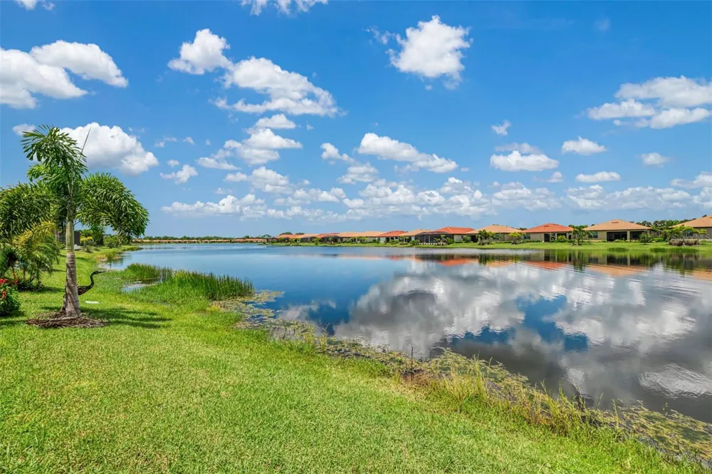292 VILLORESI BOULEVARD North Venice, FL 34275