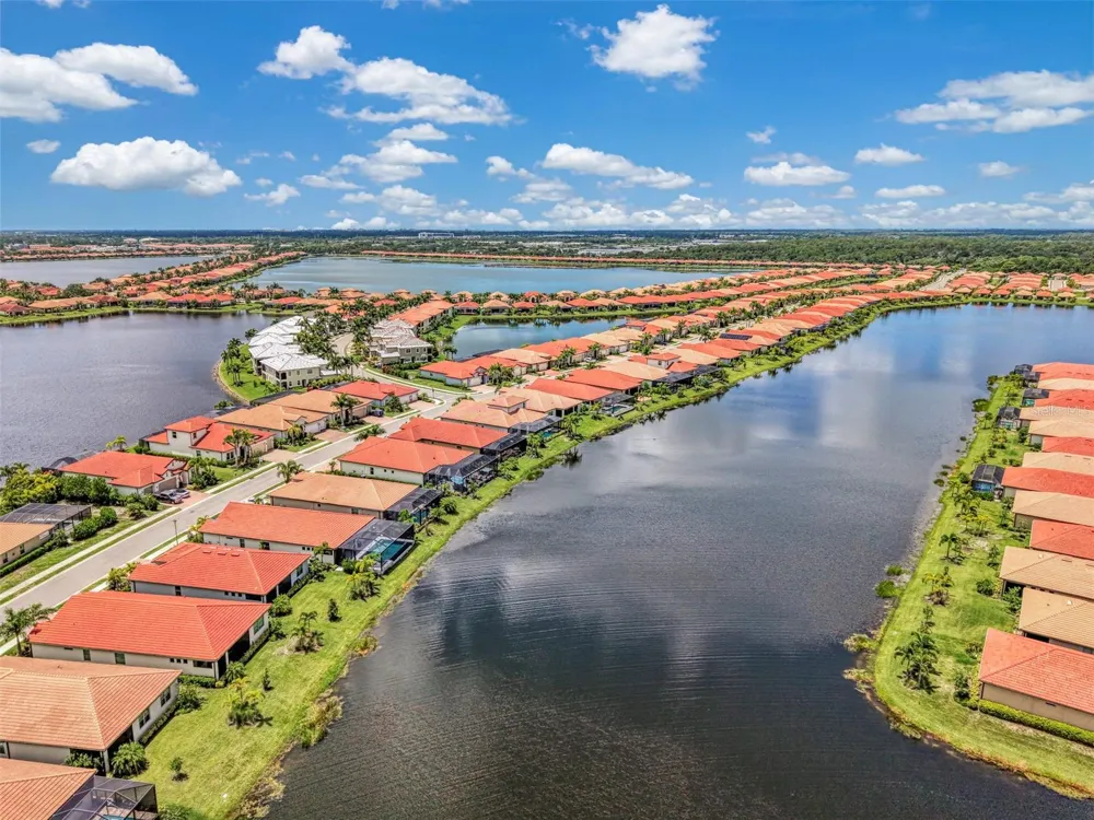 292 VILLORESI BOULEVARD North Venice, FL 34275