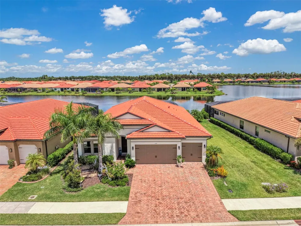 292 VILLORESI BOULEVARD North Venice, FL 34275