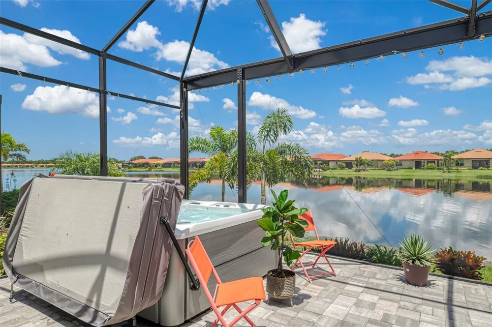 292 VILLORESI BOULEVARD North Venice, FL 34275