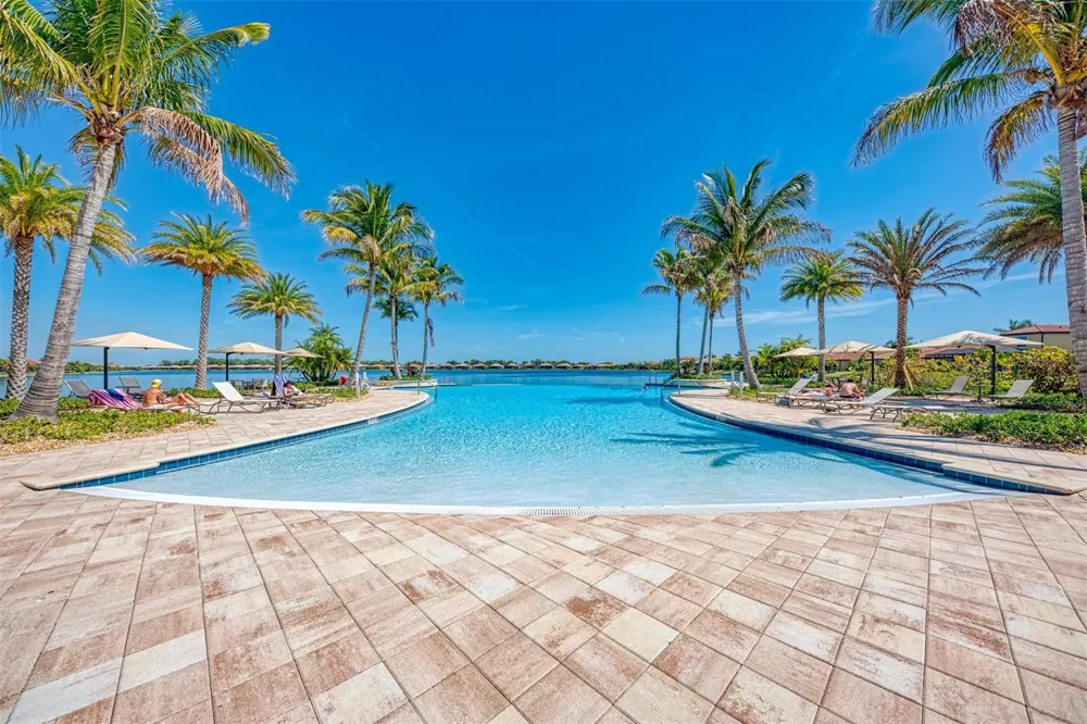 292 VILLORESI BOULEVARD North Venice, FL 34275