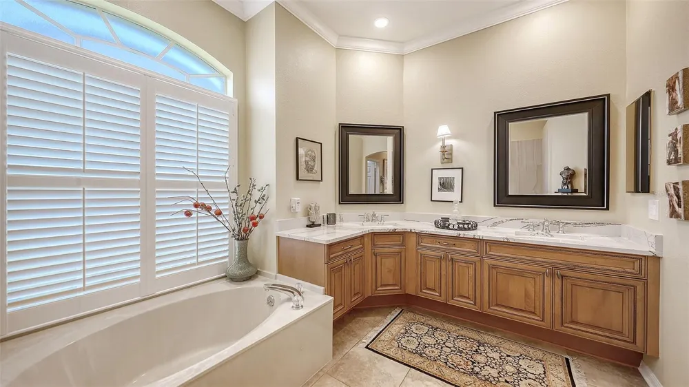 4725 OLD STONE ROAD Sarasota, FL 34233